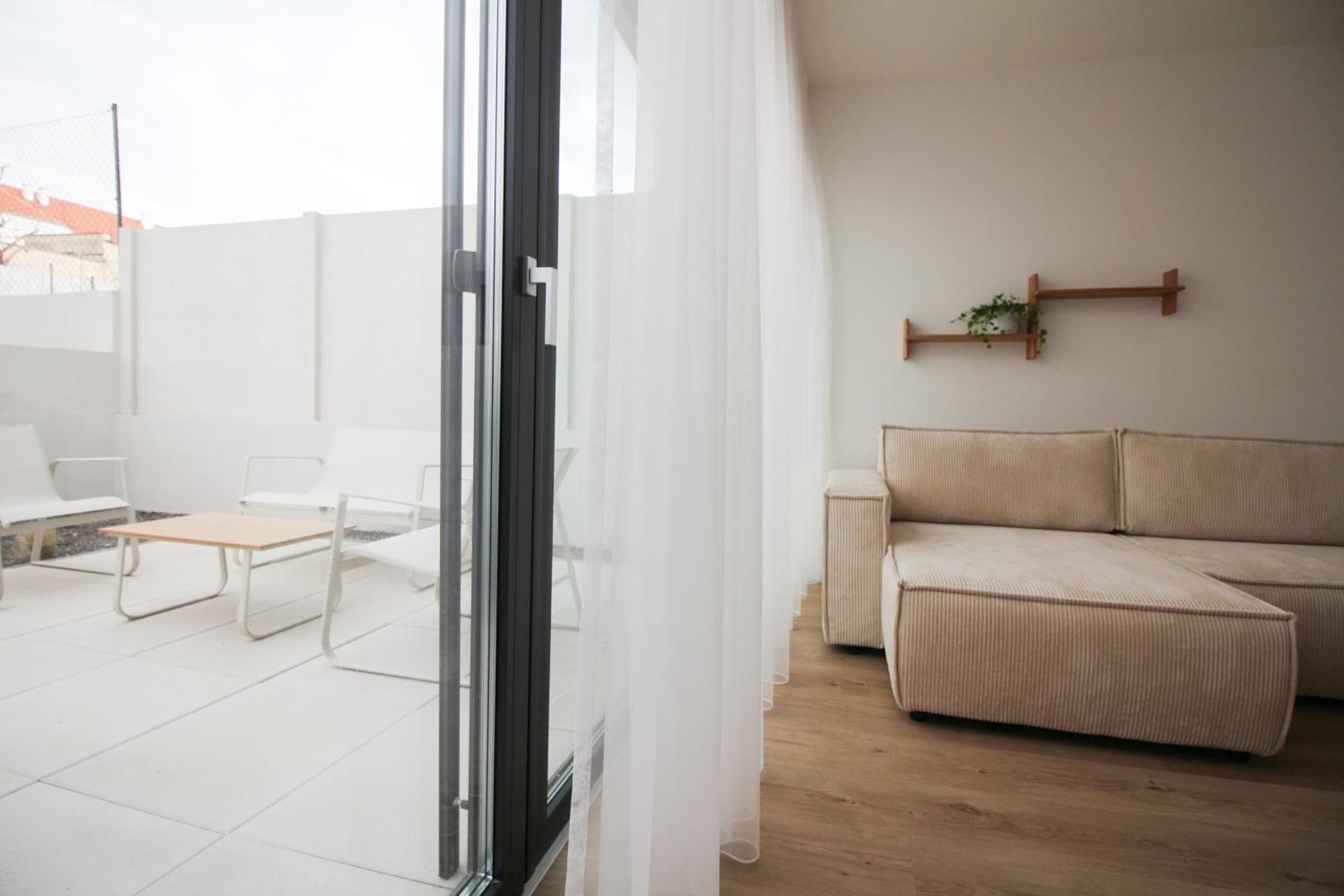 Apartment Se Zahradkou Tre